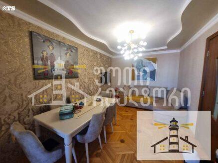 იყიდება ბინა ფოთში,გორგასლის ქუჩაზე